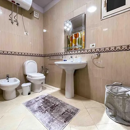 Downtown Flat Near Center With 24h Self Check-in Apartment *